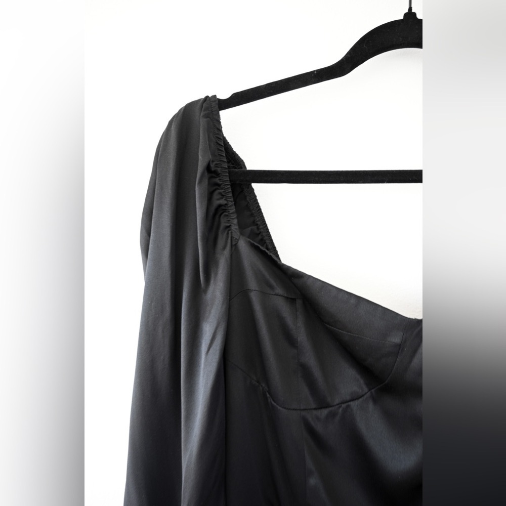 Reformation “Rey” Silk Dress - Picture 6 of 9